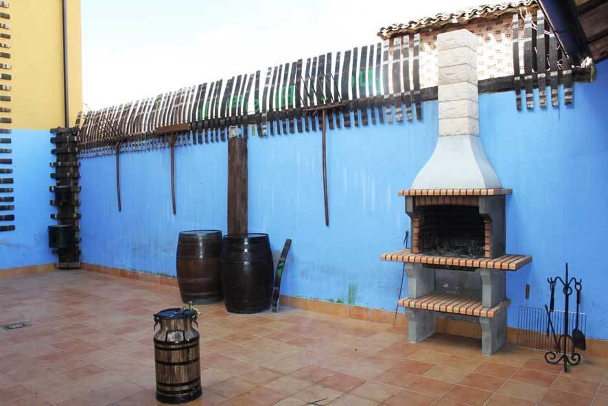 La Casa Azul Guest House Alcanadre Exterior photo