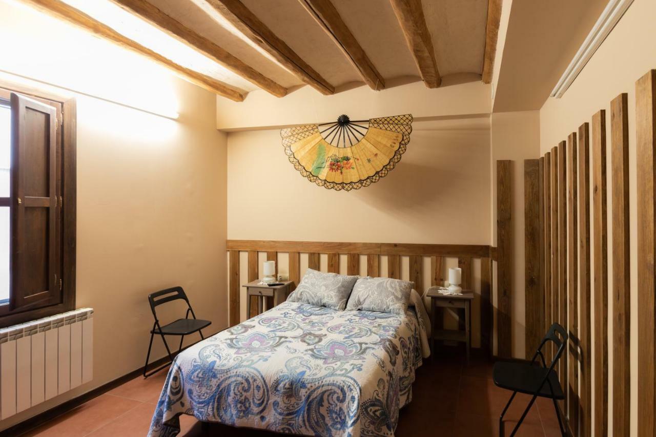 La Casa Azul Guest House Alcanadre Exterior photo