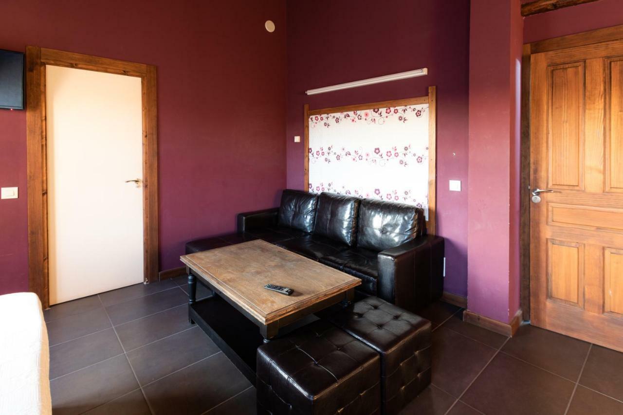 La Casa Azul Guest House Alcanadre Exterior photo